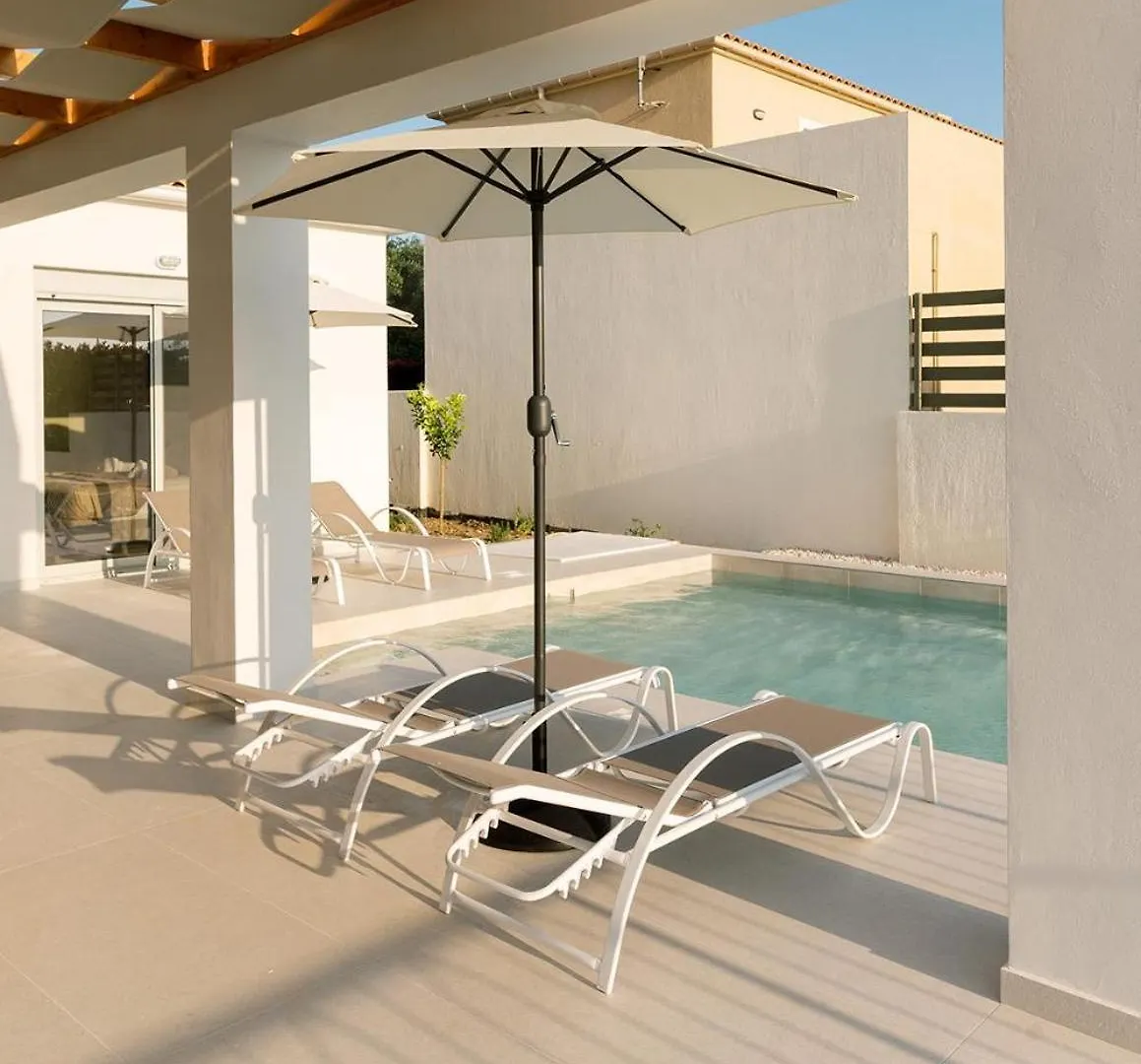 Villa Kira Trapezaki  Greece